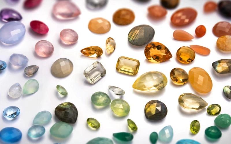 fabricant de bijoux de pierre de naissance personnalisés de haute qualité et fournisseur en gros
