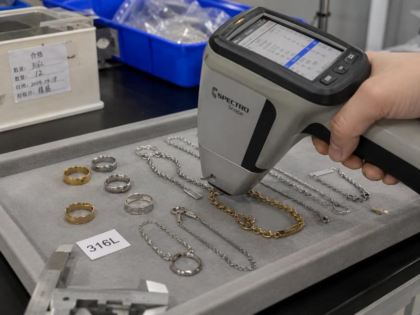 316L stainless steel jewelry material testing for sensitive skin friendly sourcing