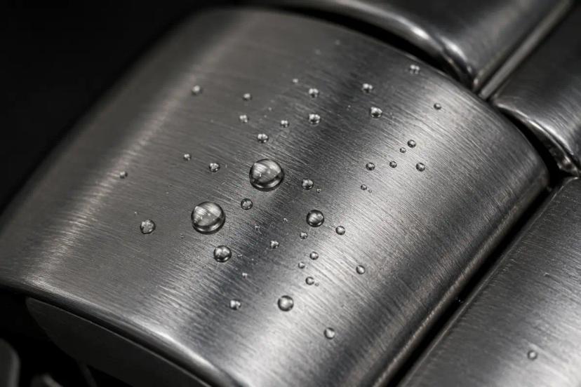 stainless-steel-passive-layer-corrosion-resistance.webp