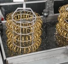 Jewelry polishing and cleaning before PVD coating