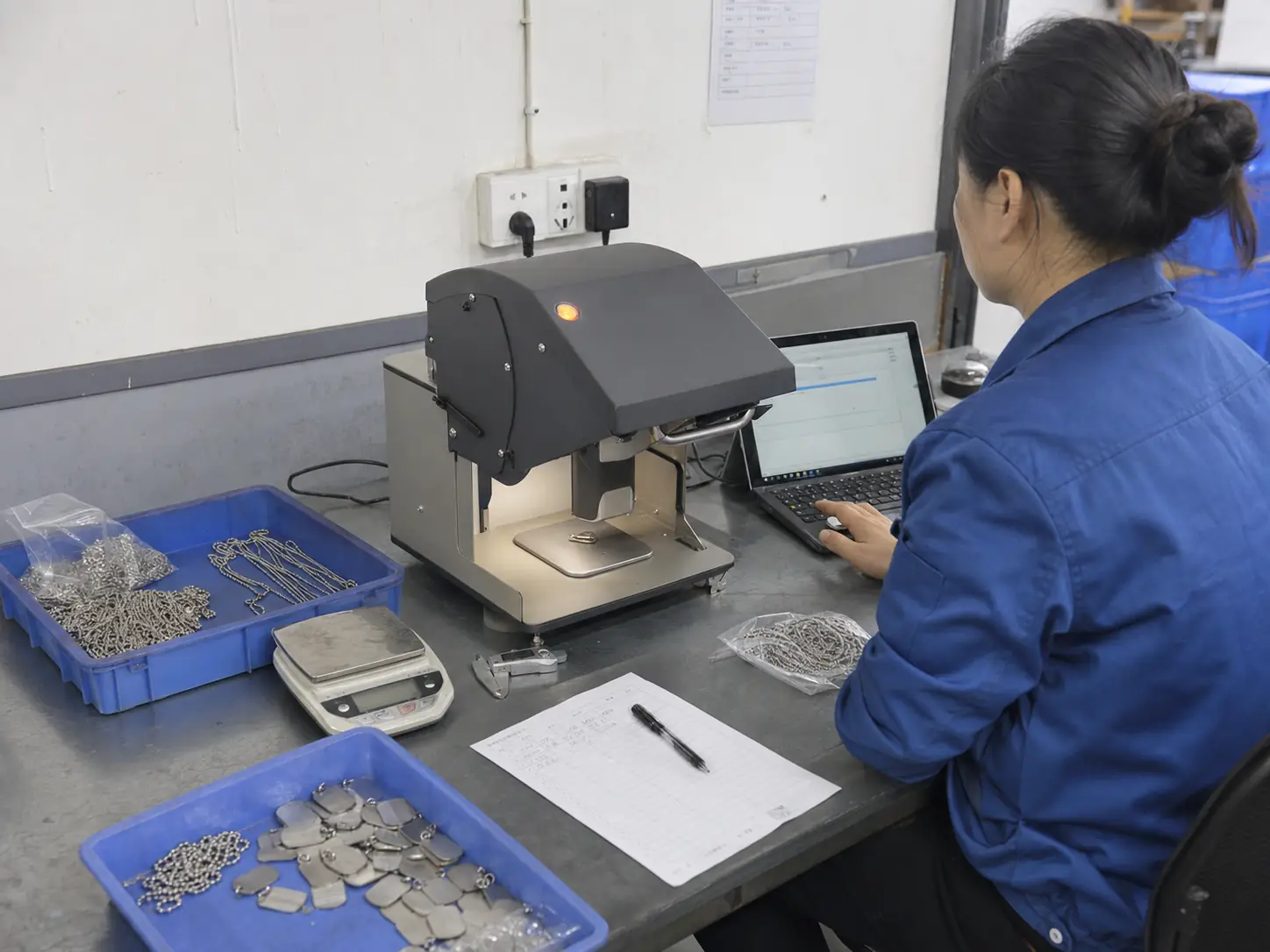 316L stainless steel necklace material verification with XRF workstation