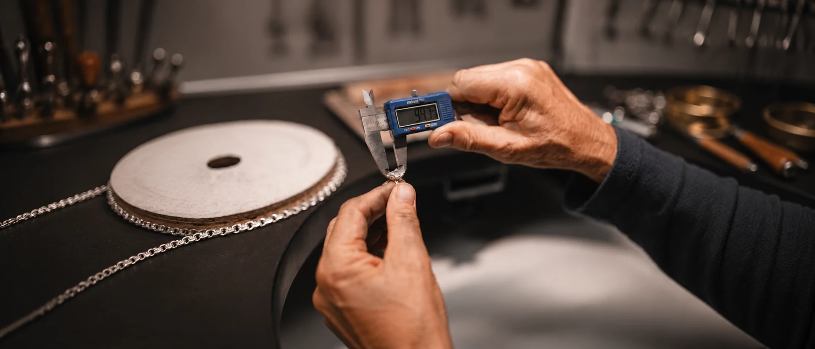 Revisión de lotes de joyería de acero inoxidable OEM ODM para marcas en crecimiento Revisión de lotes de joyería de acero inoxidable OEM ODM para marcas en crecimiento